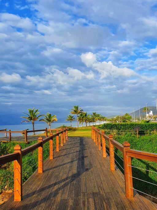 100Mts Da Praia Com Churrasqueira, Piscina E Wi-Fi Caraguatatuba Ngoại thất bức ảnh